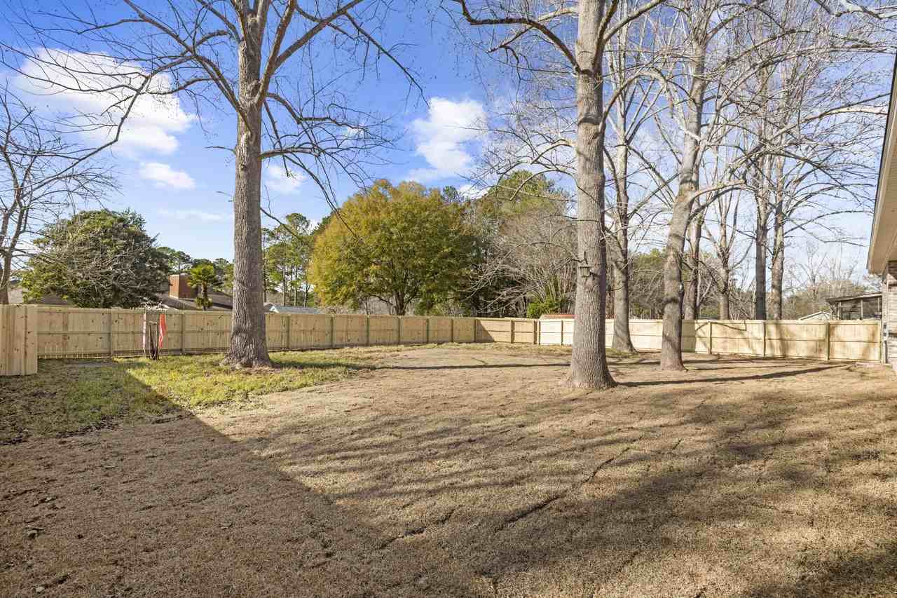 600 Chapelwood Dr #NA - Photo 3 of 11