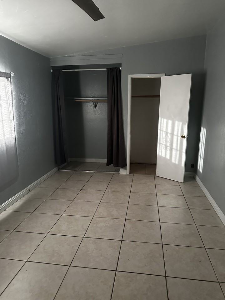 2504 Reynolds Ave #NA - Photo 4 of 10