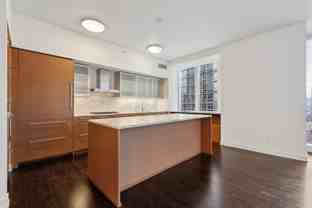 301 Mission St #33A - Photo 1 of 1