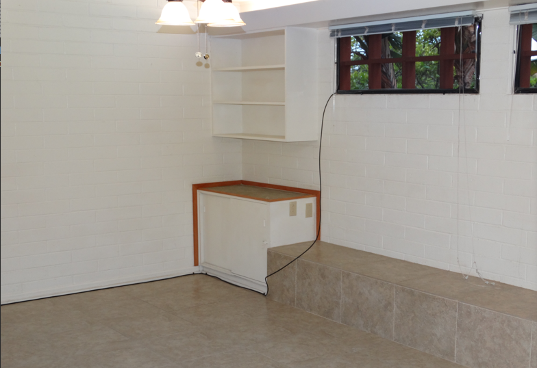 1104 Kaumailuna Pl #B - Photo 5 of 23