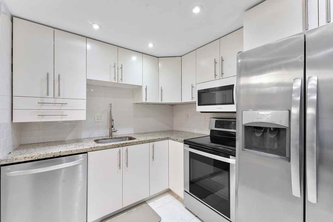 9370 Sw 8th St #116 - Photo 5 of 11