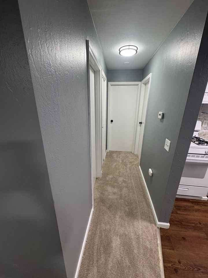 11 Commercial St #2 - Photo 5 of 8