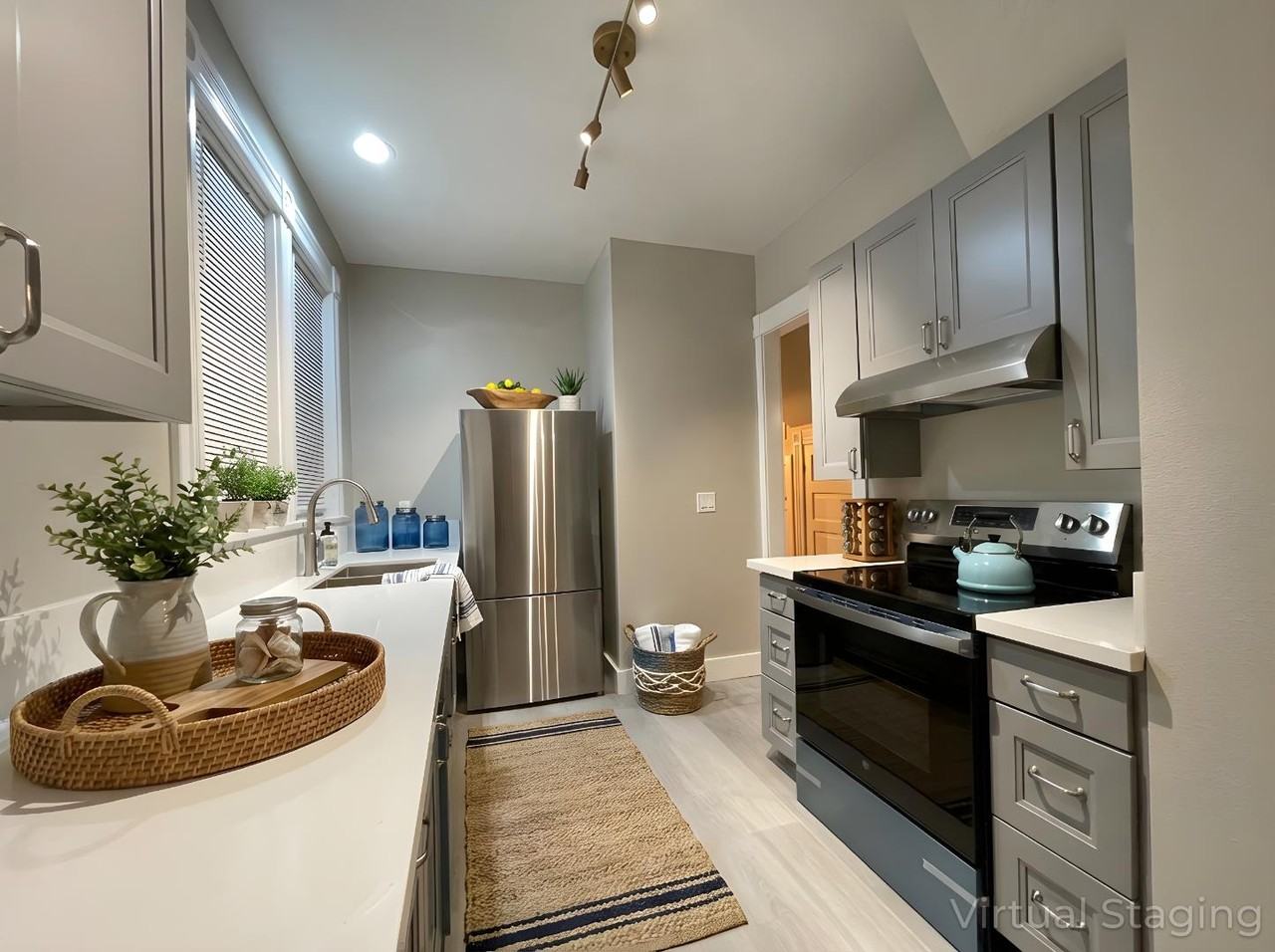 405 Spruce St E - Photo 4 of 11