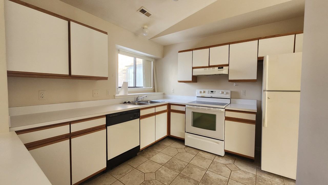 42766 Lilley Pointe Dr #42766 - Photo 6 of 19