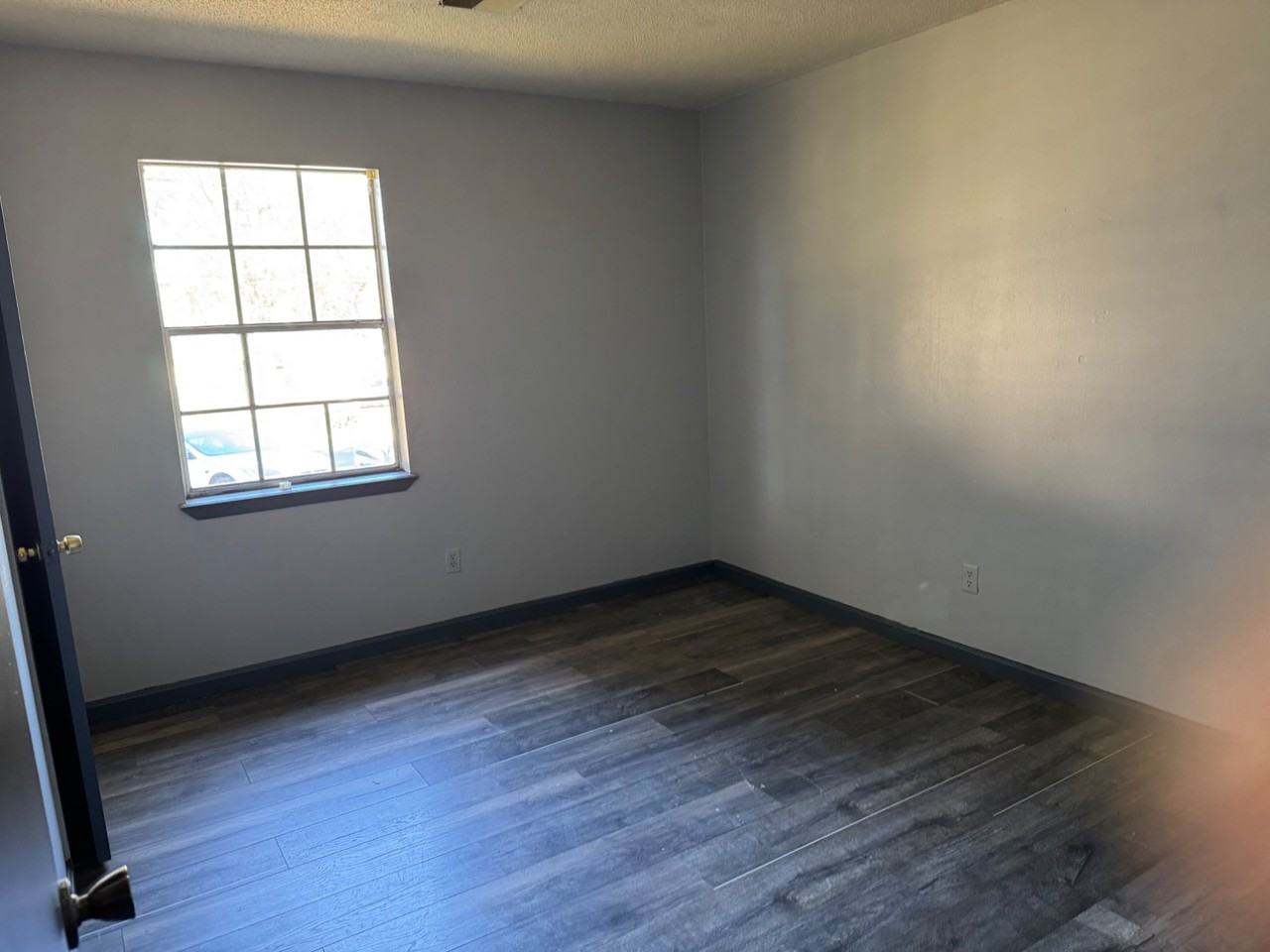 2613 12th Ave N - Photo 5 of 9