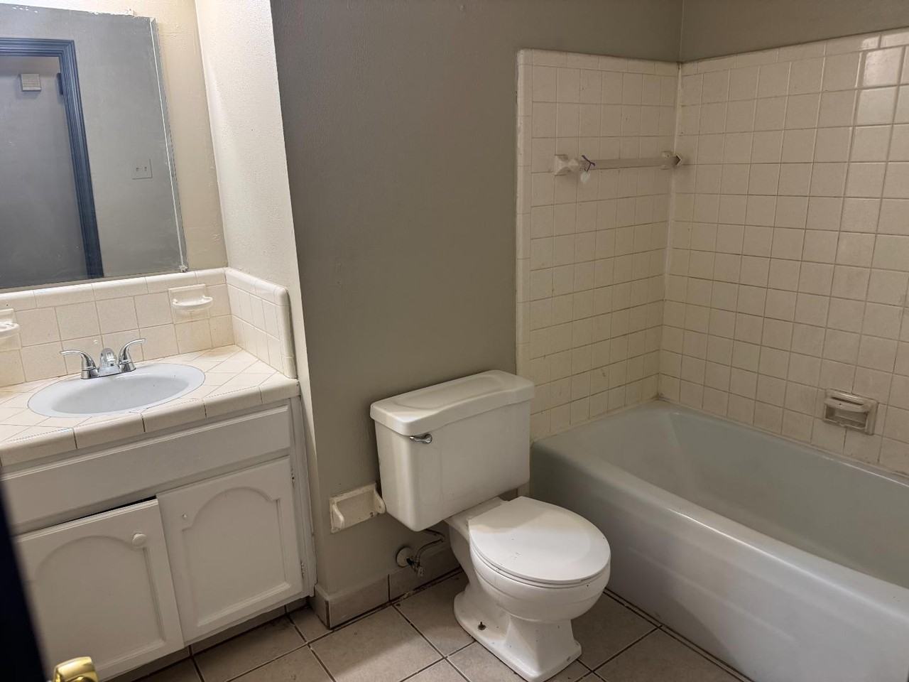 908 Redstone Ln - Photo 6 of 15