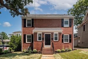 featured image of 819 Weedon St