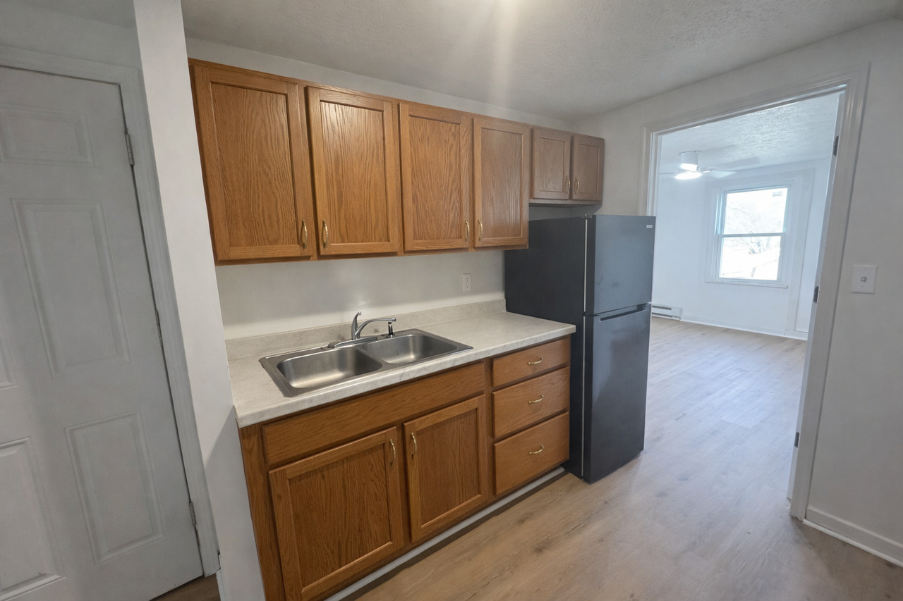 152 Deacon Rd #C - Photo 6 of 7