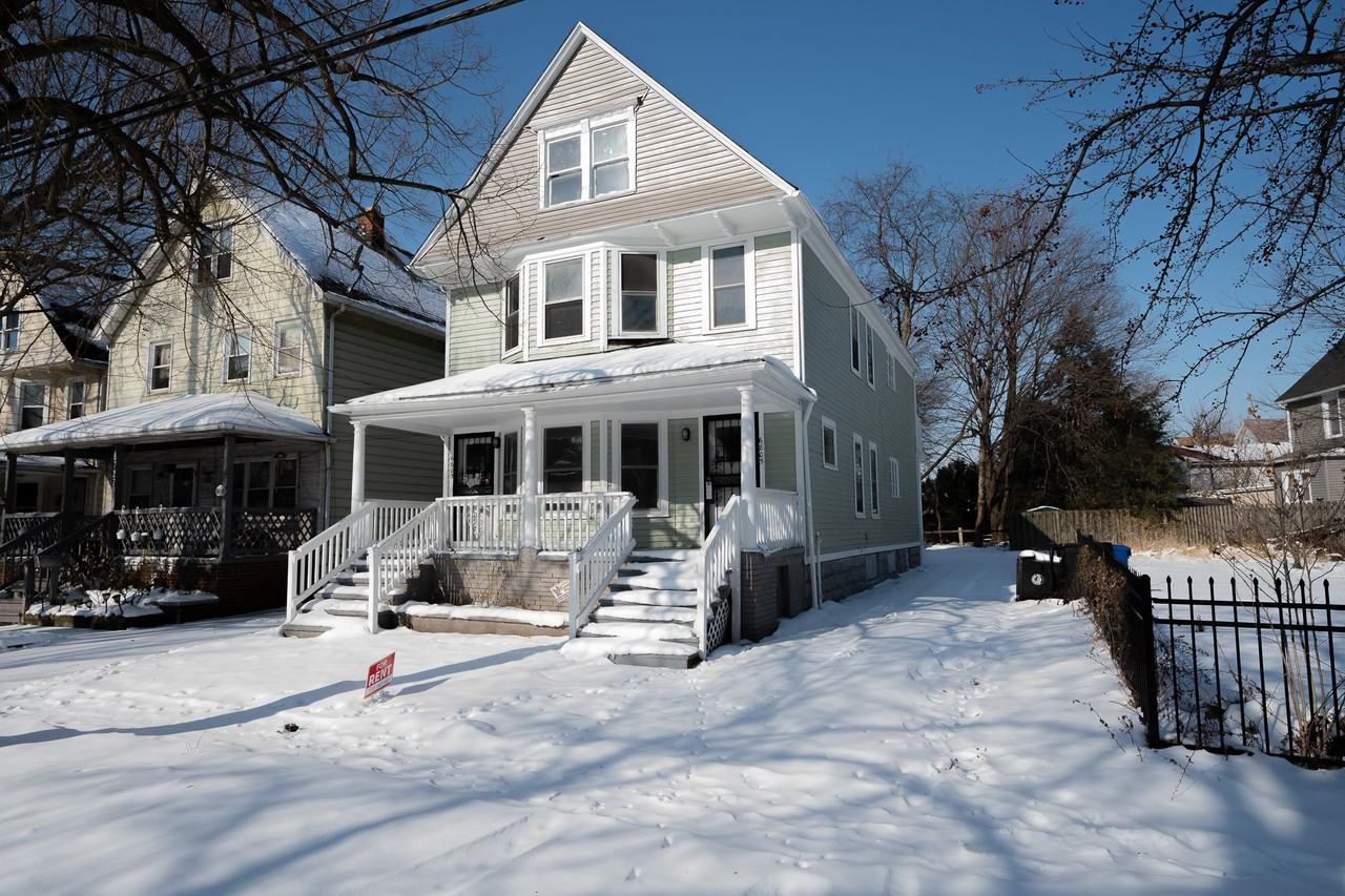 6803 Bonna Ave #1 - Photo 5 of 33