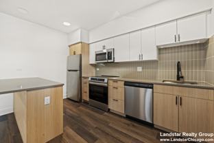 1233 Chicago Ave #6 - Photo 1 of 1