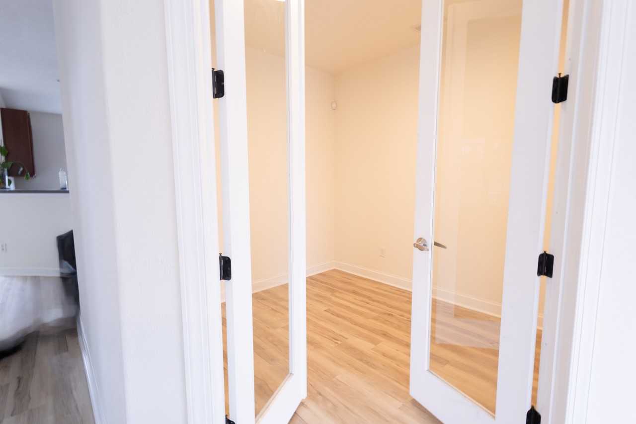 956 Iron Bridge Dr #NA - Photo 6 of 29