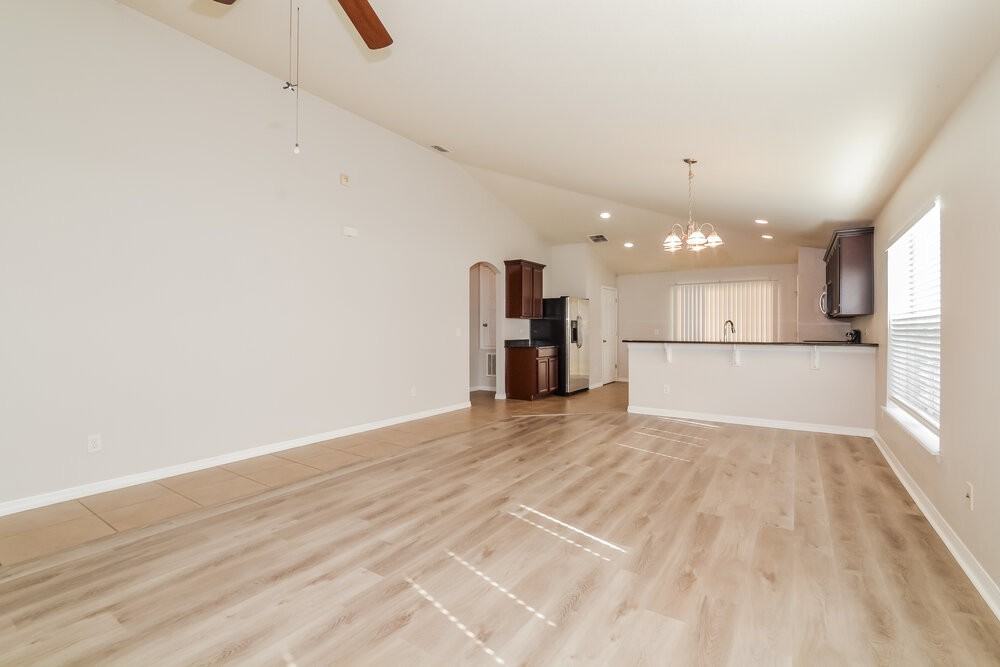 907 Muirwood Way - Photo 4 of 16