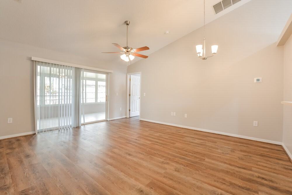 11332 Moonshine Creek Cir - Photo 3 of 16