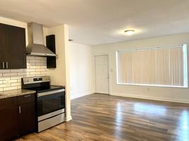 featured image of 17153 Ne 3rd Ct #17153
