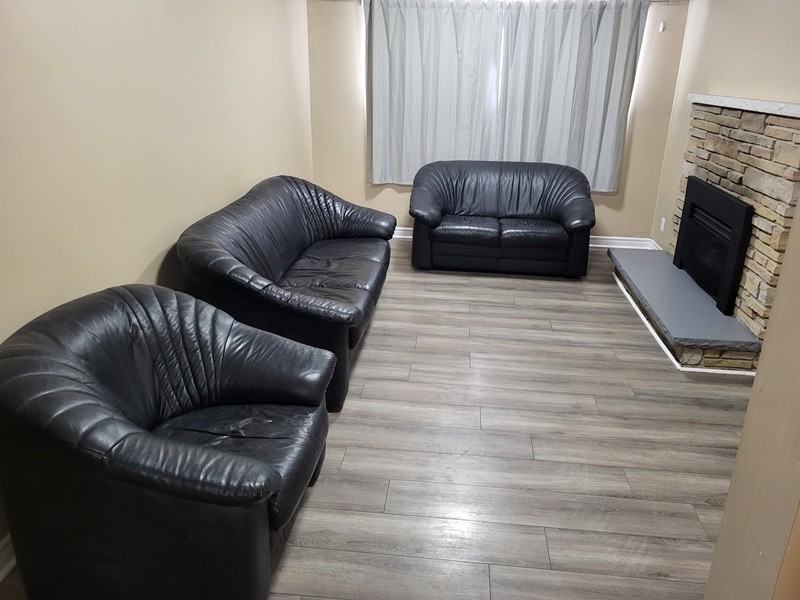 9 Sanderson Drive - Photo 3 of 7