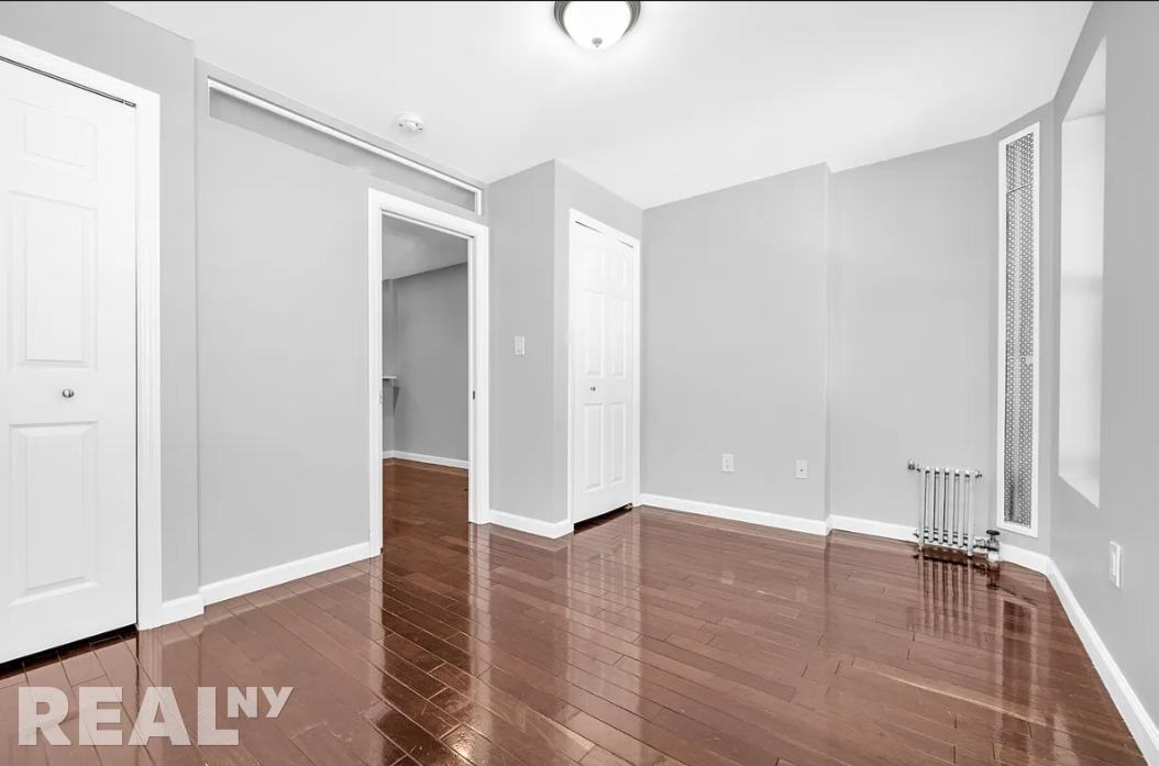 Classon Ave #5L - Photo 5 of 8