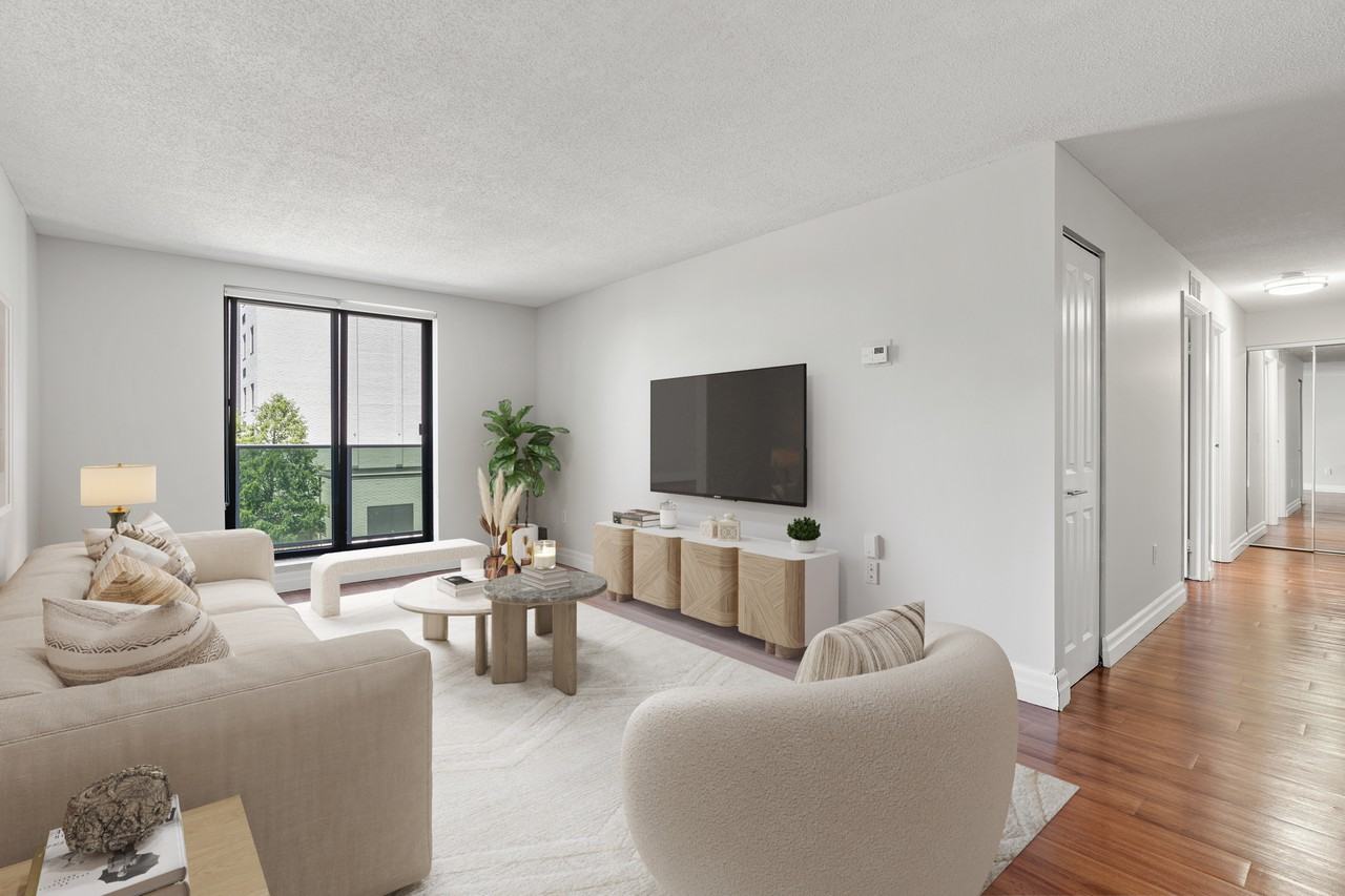 Treeview Manor - Photo 5 of 22