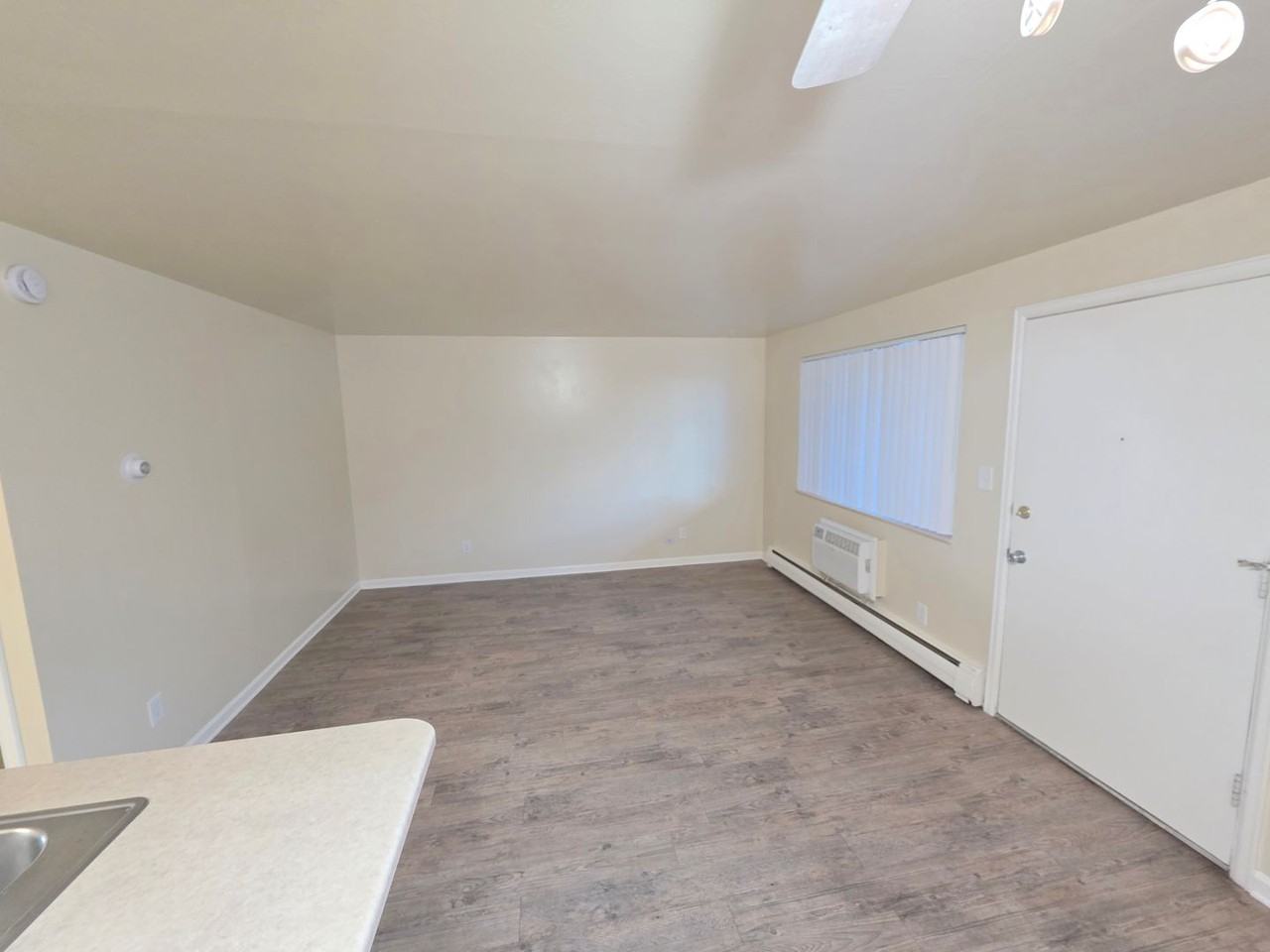 Lampliter Apartments - Photo 4 of 23