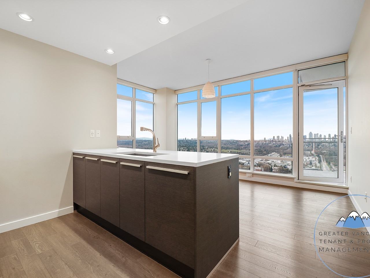 4485 Skyline Dr - Photo 4 of 44