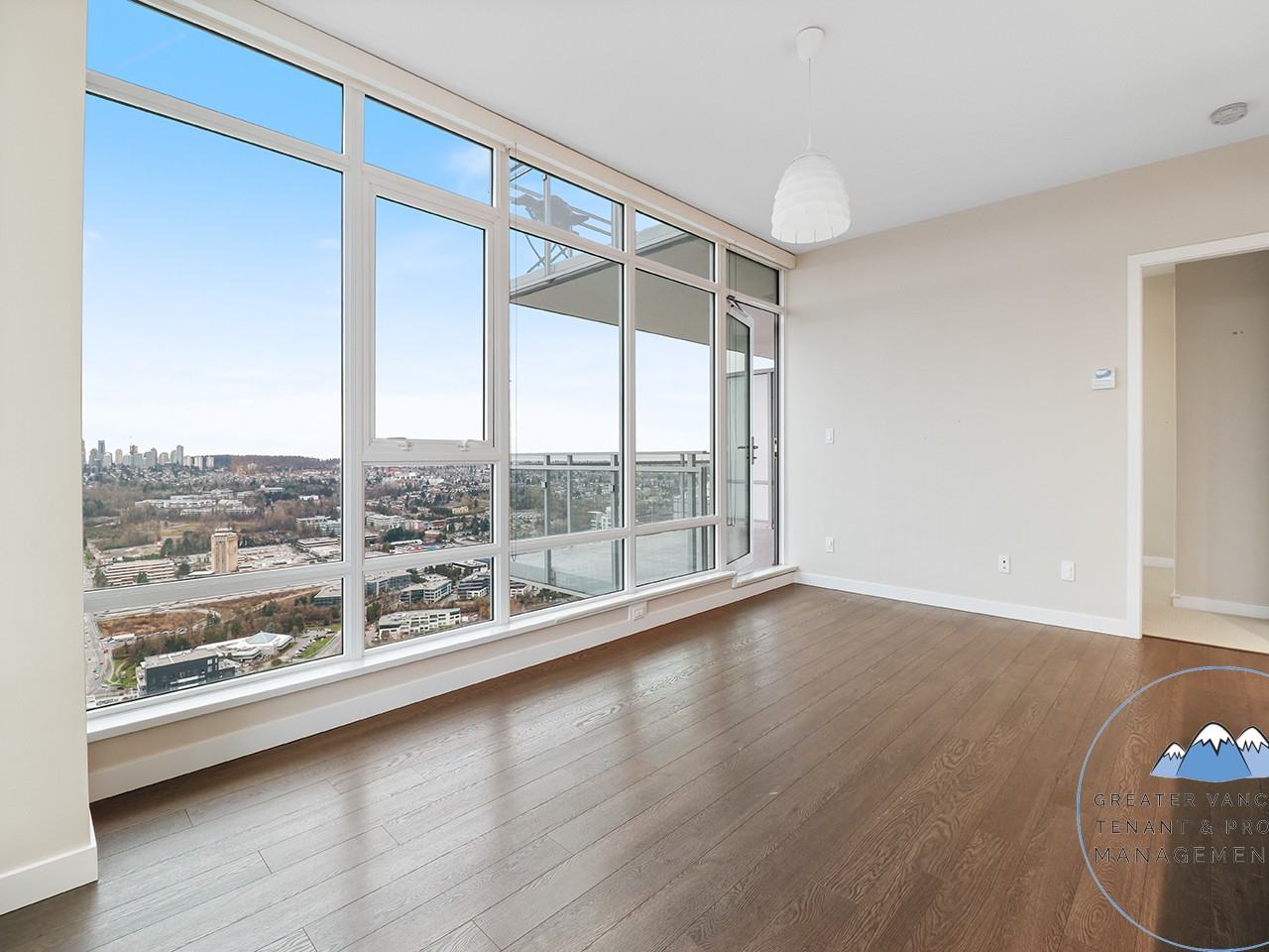 4485 Skyline Dr - Photo 5 of 44