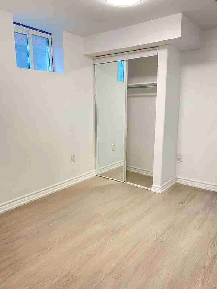 49 Glenmore Dr - Photo 6 of 7