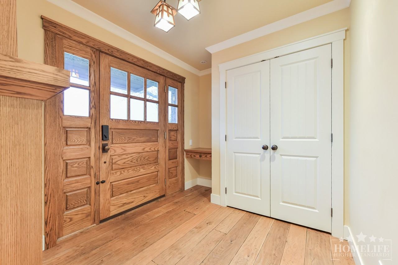 2647 Cedar Dr - Photo 3 of 26