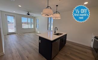 featured image of 815 Bolivar Dr