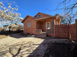 featured image of 235 Irvine St