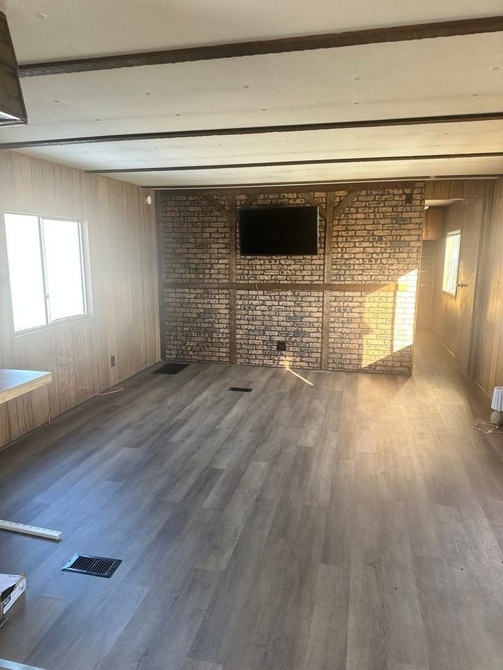 421 Meadowbrook Rd - Photo 3 of 15