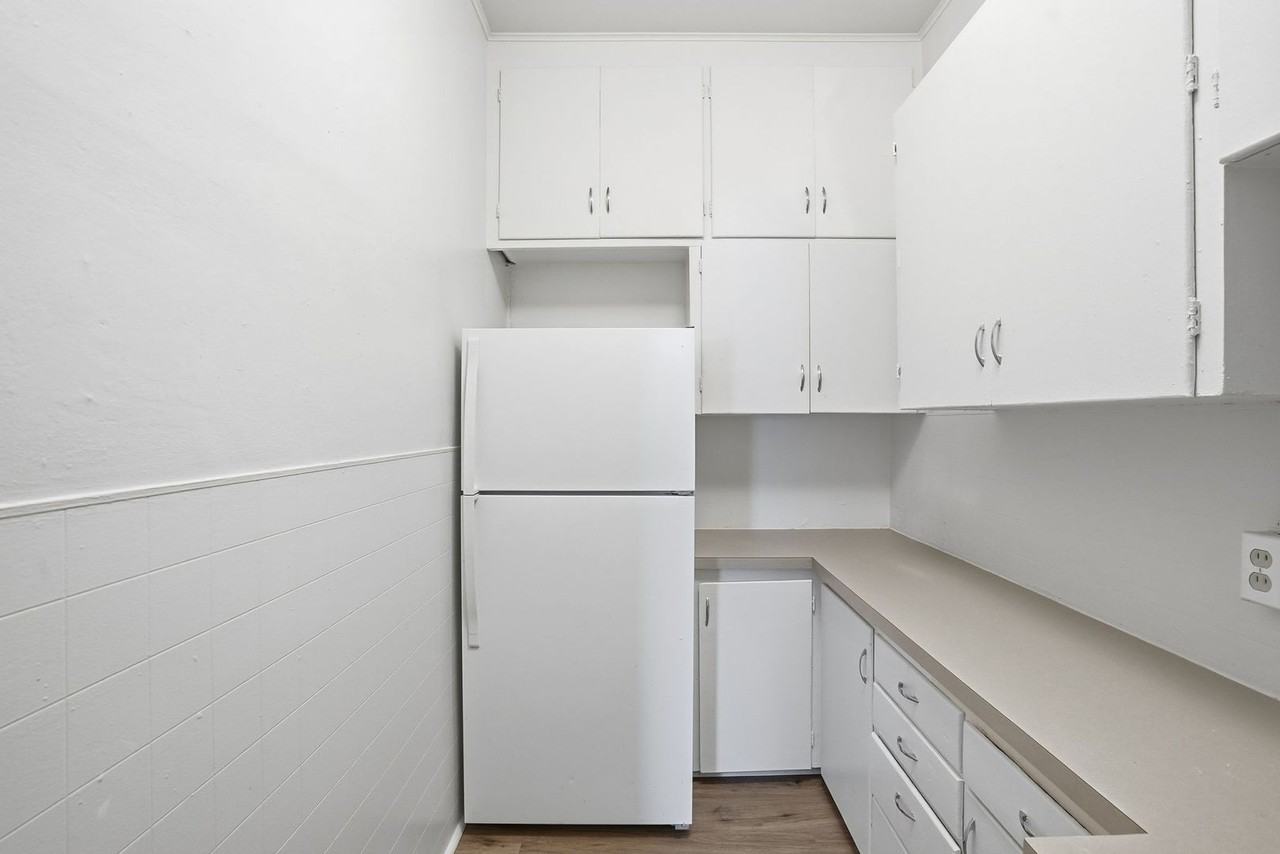 o155-Elm - Photo 7 of 19