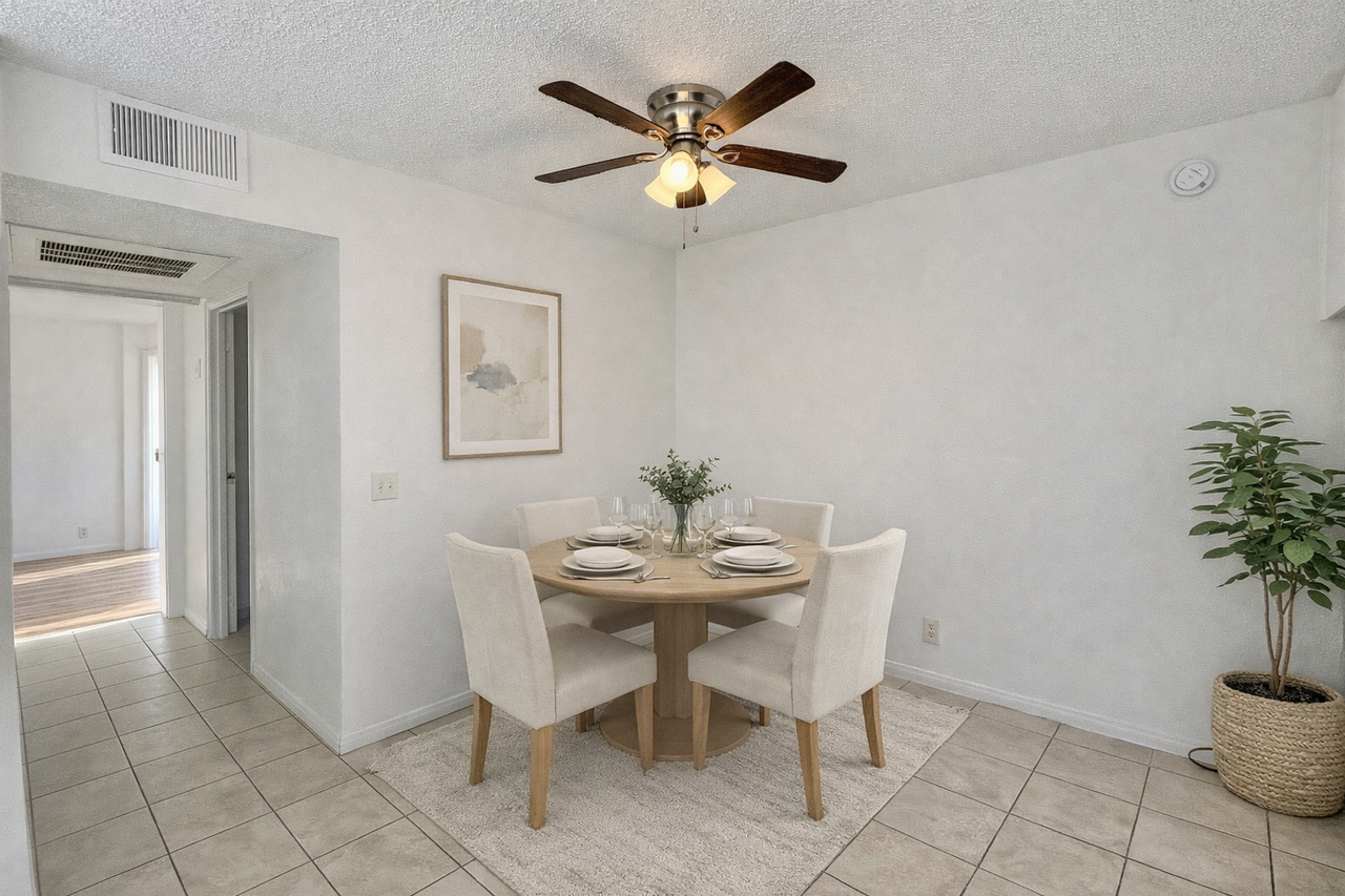 3917 Spring Dr #04 - Photo 3 of 9