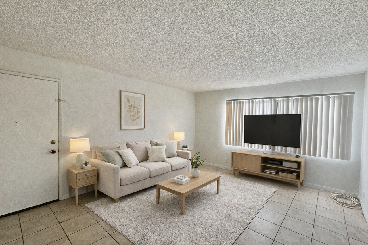 3917 Spring Dr #04 - Photo 4 of 9