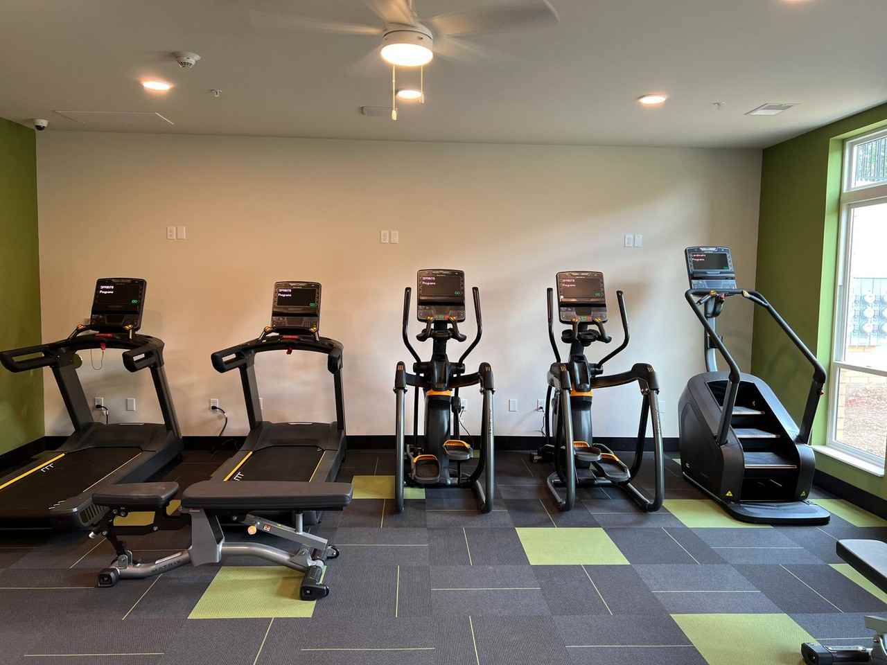 Outlook Apartments LLC - Photo 3 of 9