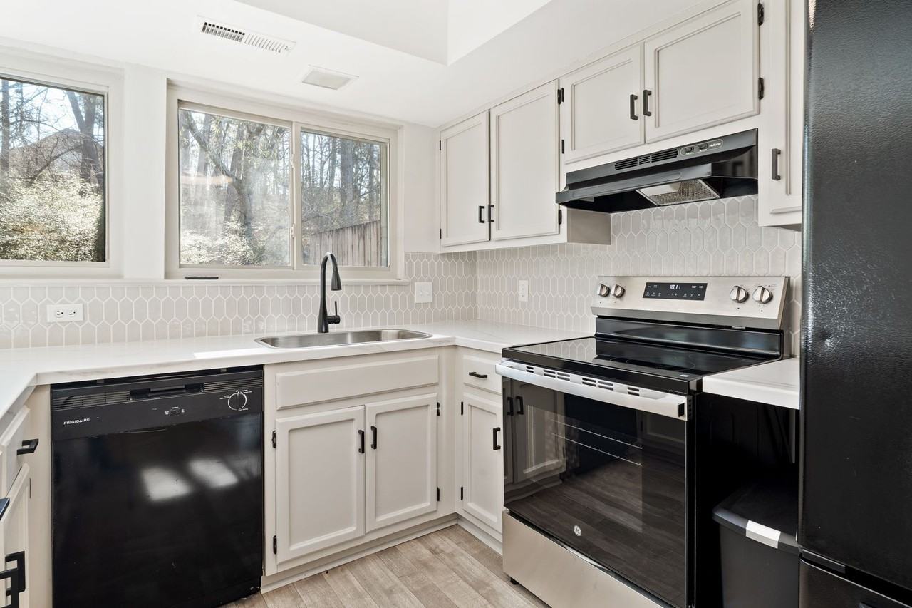 3610 Haven View Cir - Photo 6 of 16