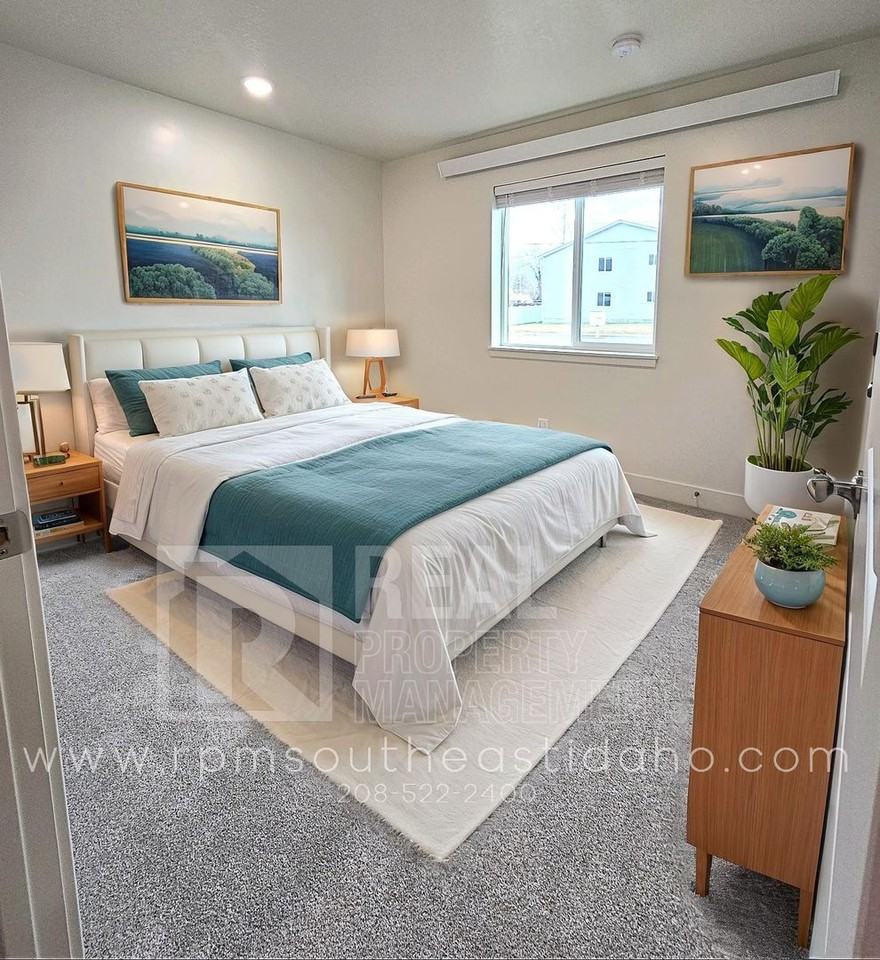 136 W 3rd N - Photo 3 of 26