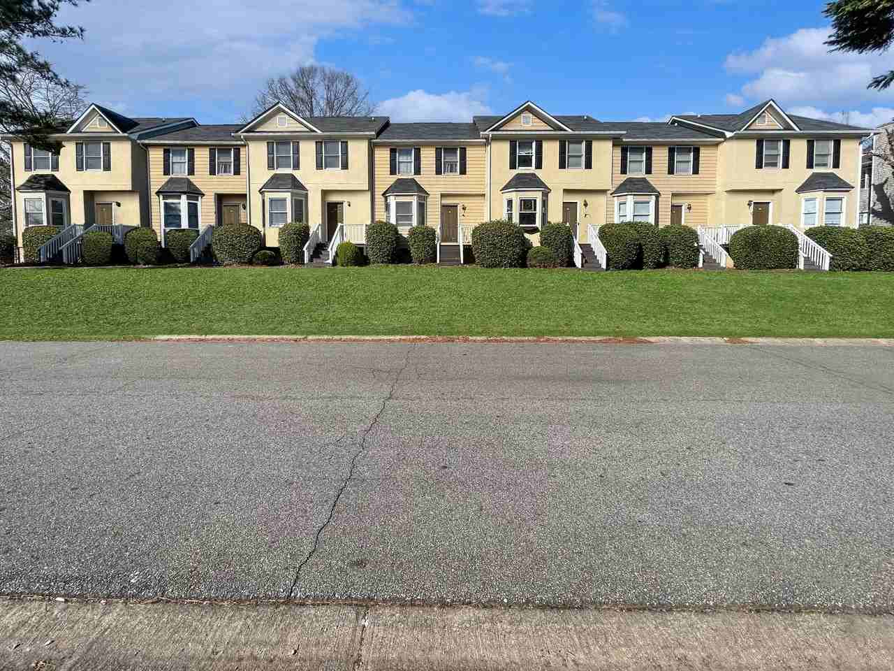 BARRINGTON PL - 170 - Photo 2 of 17