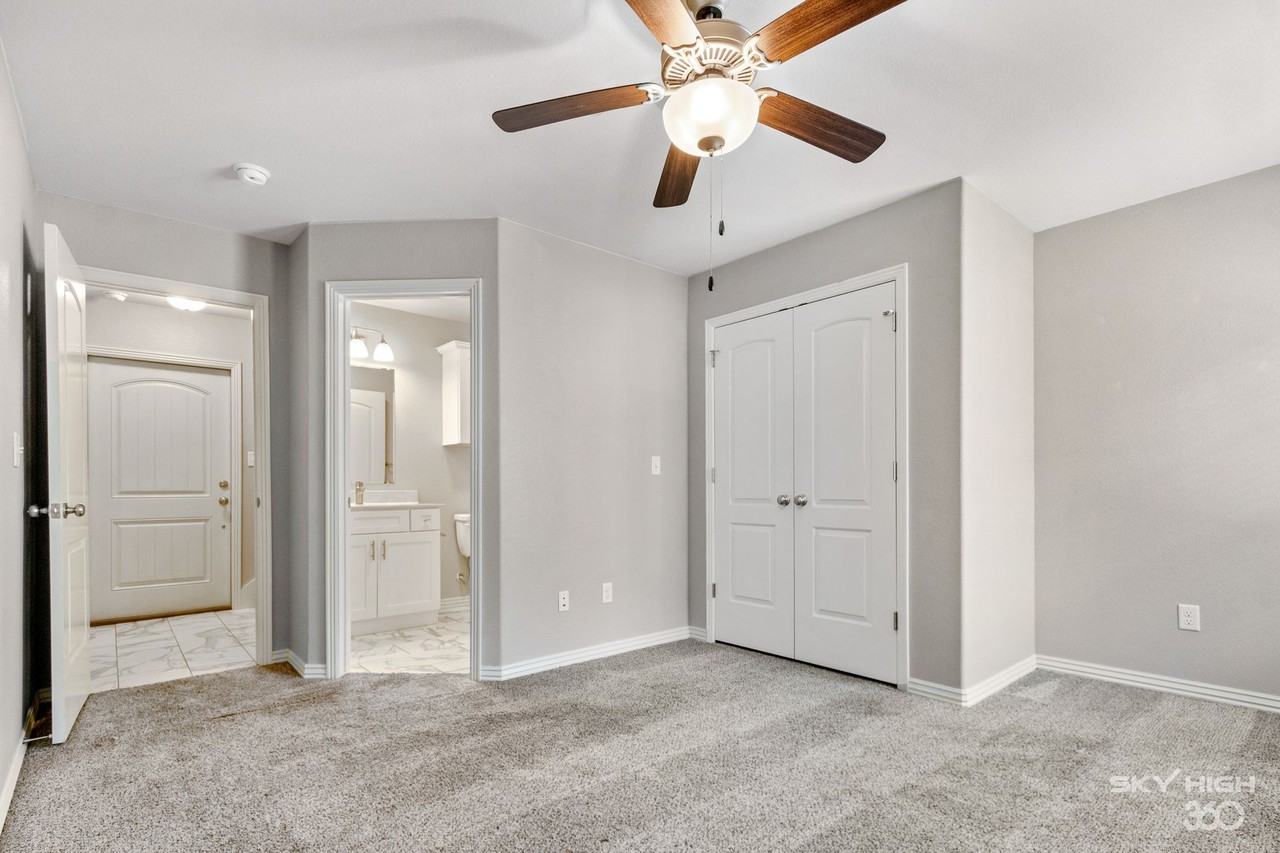 532 N Highland #2 - Photo 4 of 19