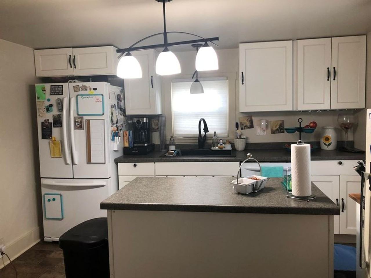 802 3rd Ave Se - Photo 3 of 13