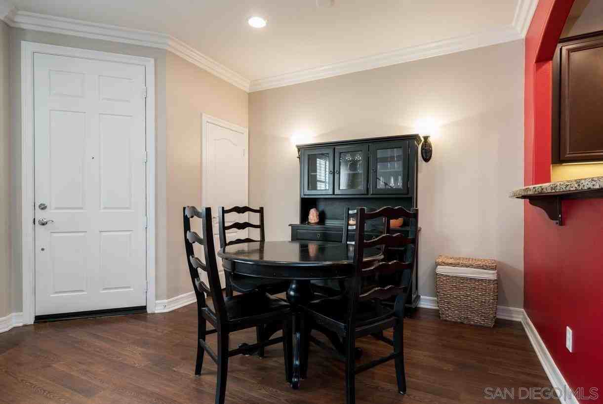 10428 Duxbury Ln #16 - Photo 7 of 22