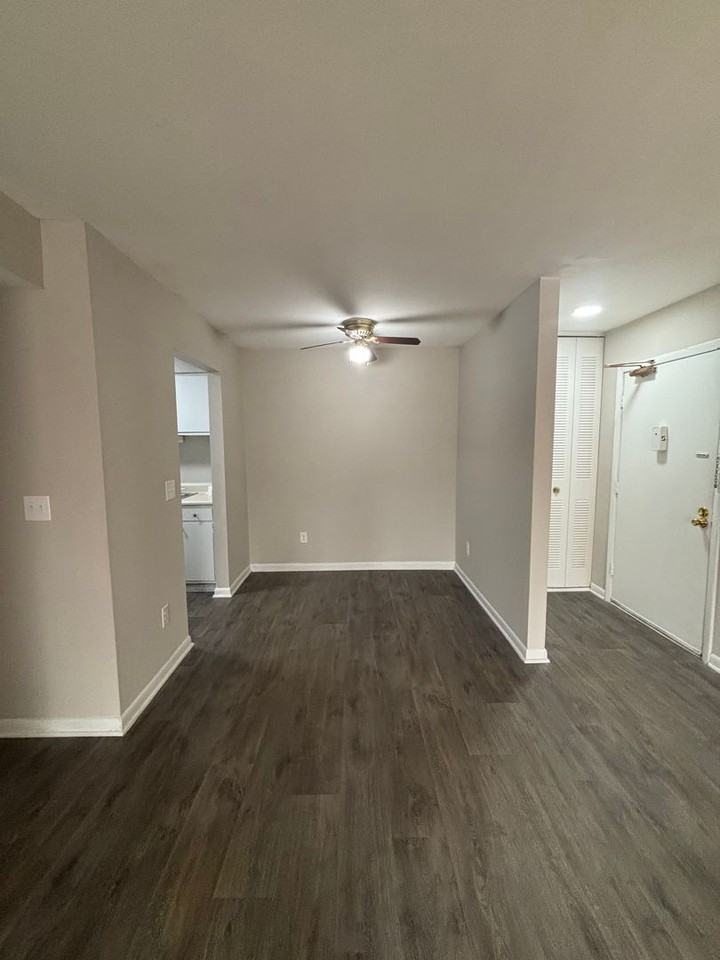 326 Orchard Trace Ln #2 - Photo 5 of 9