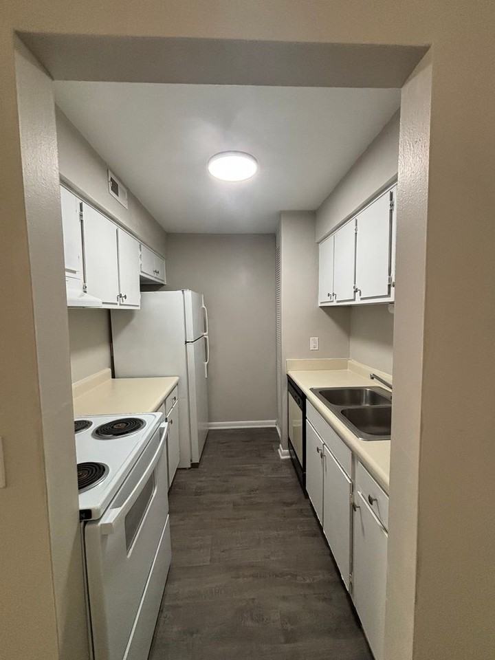 326 Orchard Trace Ln #2 - Photo 6 of 9