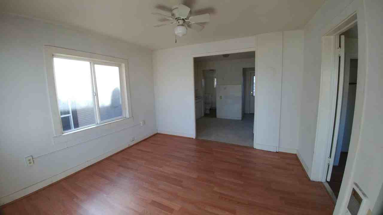 1226 East St - Photo 3 of 7