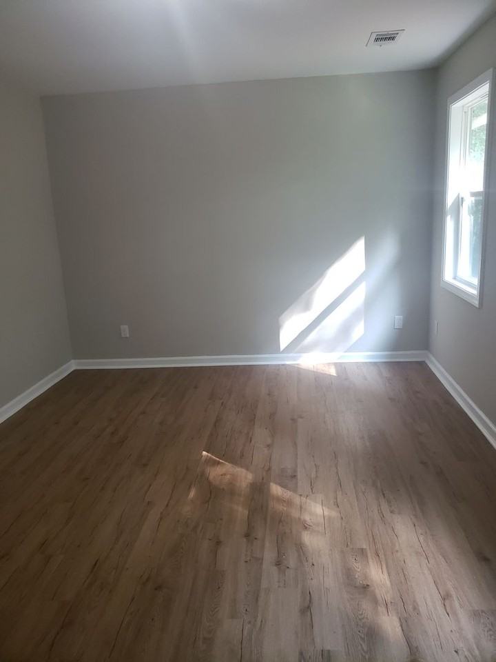 1717 New Hope Rd - Photo 6 of 7