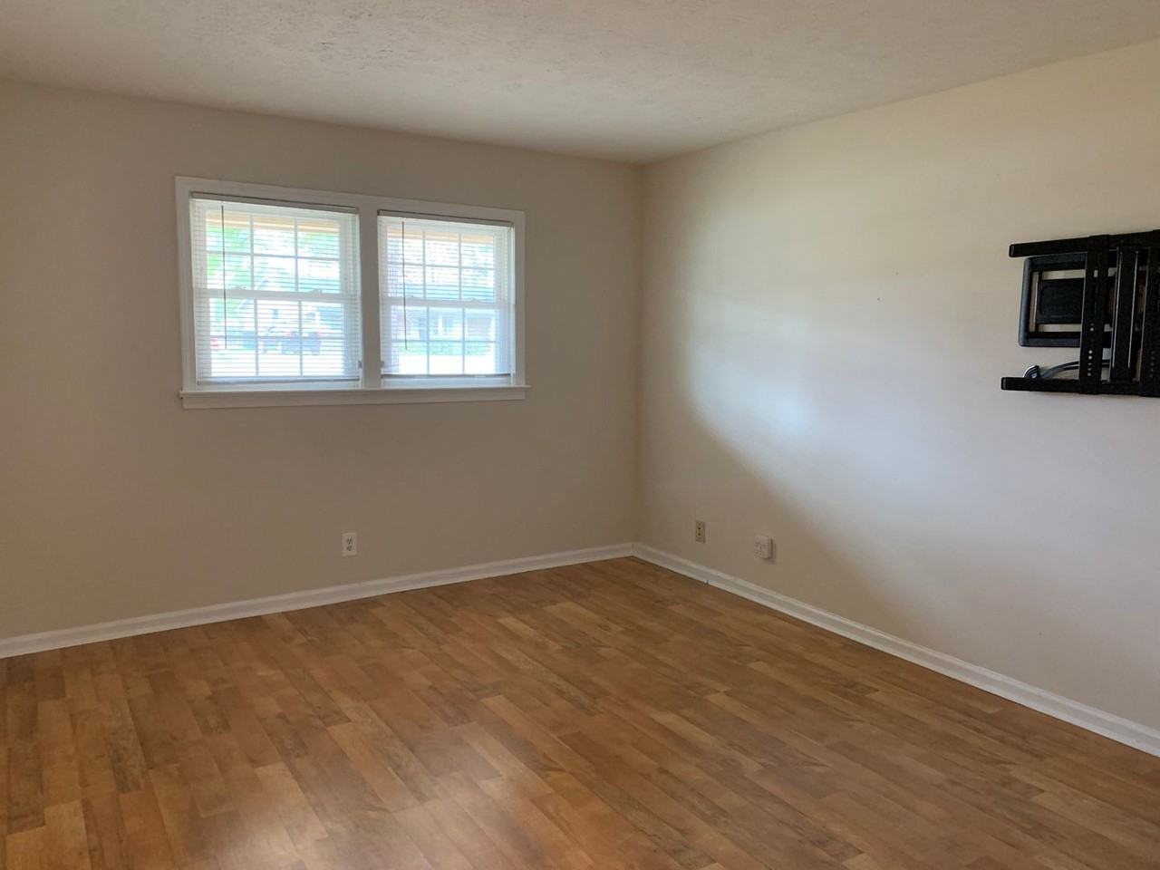 4051 Shipyard Walk - Photo 7 of 19