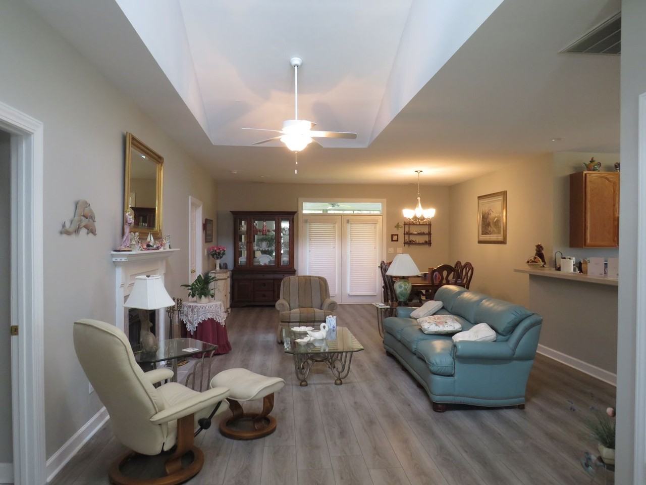 205 Slow Ln - Photo 4 of 17