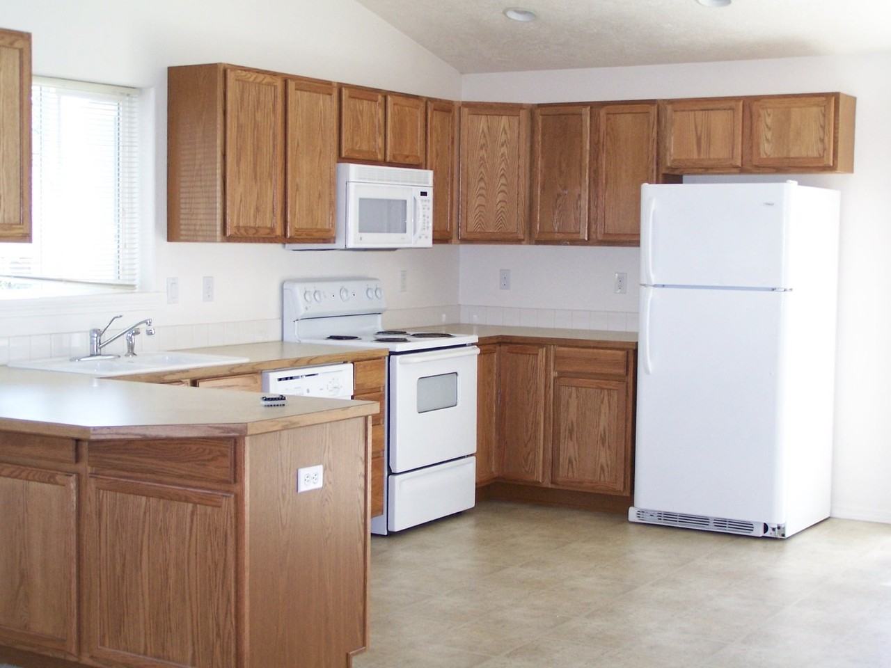 88052 Crystal St - Photo 2 of 3