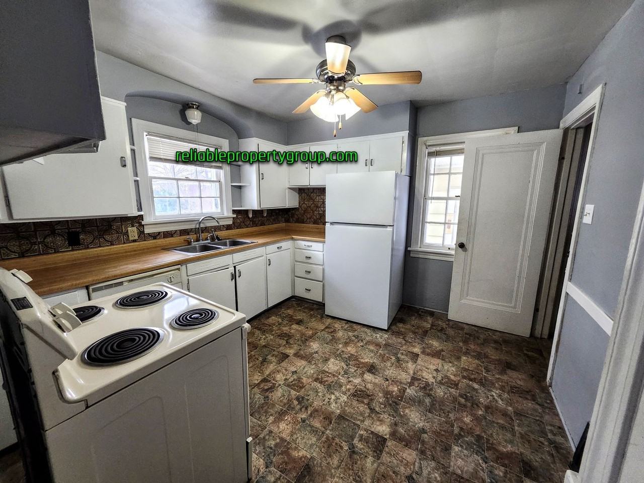 120 E Paulding Rd - Photo 2 of 11