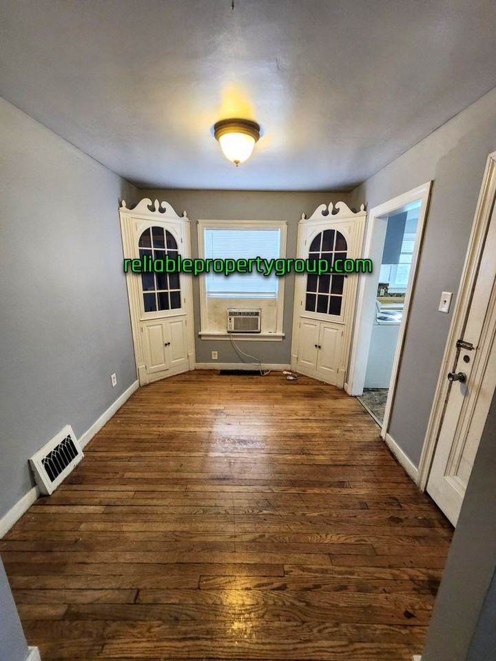 120 E Paulding Rd - Photo 3 of 11