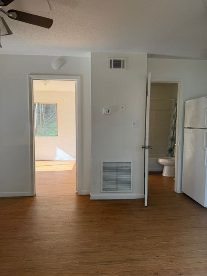 1719 Sunbeam Ln - Photo 2 of 2