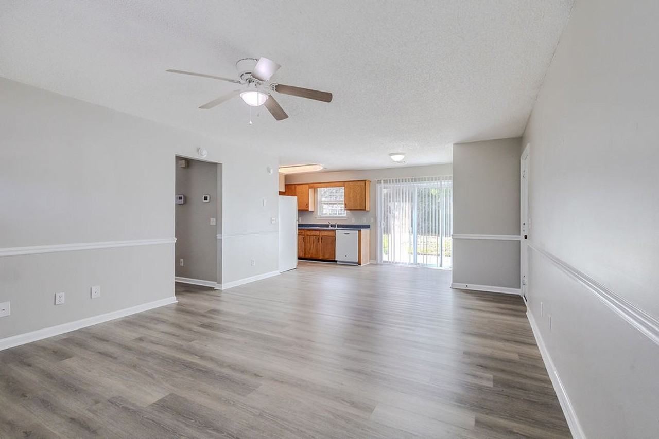 308 Barrister Cir - Photo 6 of 28